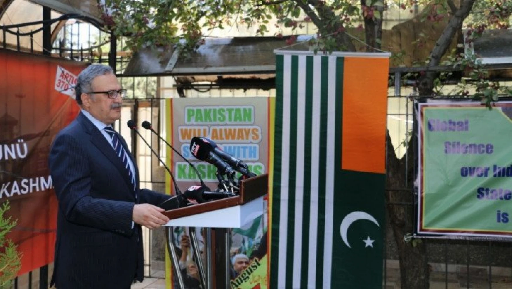 Pakistan Büyükelçiliği'nde Keşmir Kuşatma Günü anma programı düzenlendi