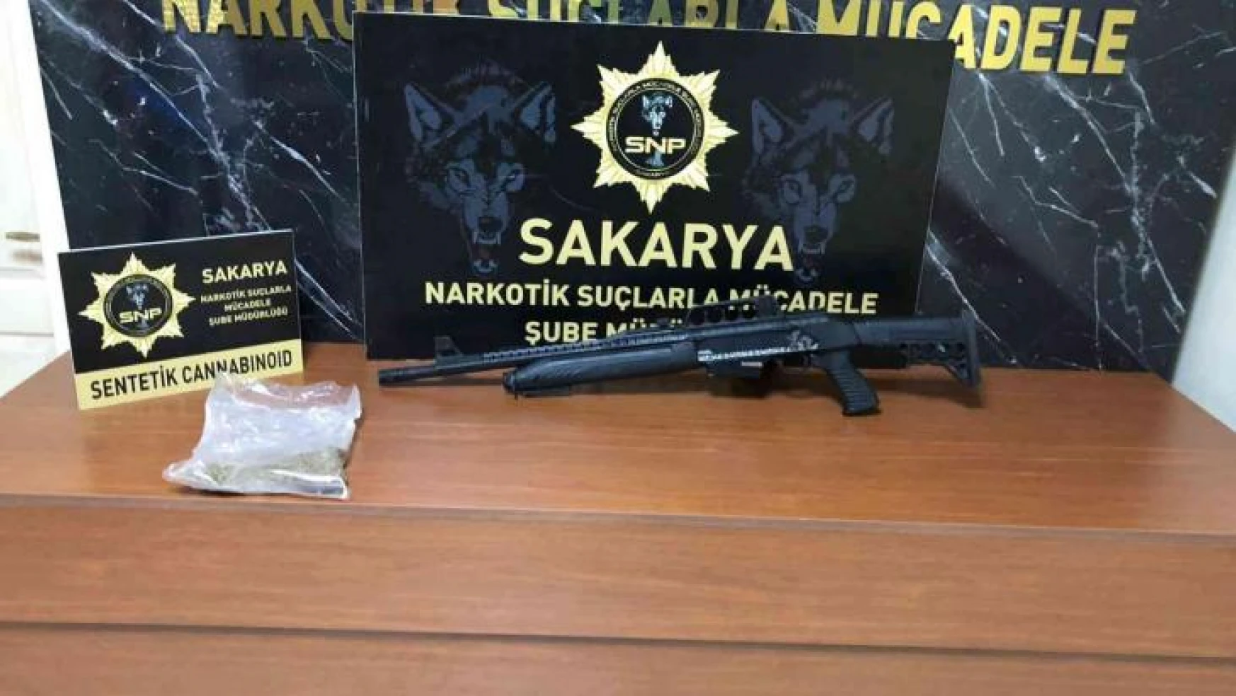 Sakarya'da uyuşturucu operasyonu: 4 gözaltı