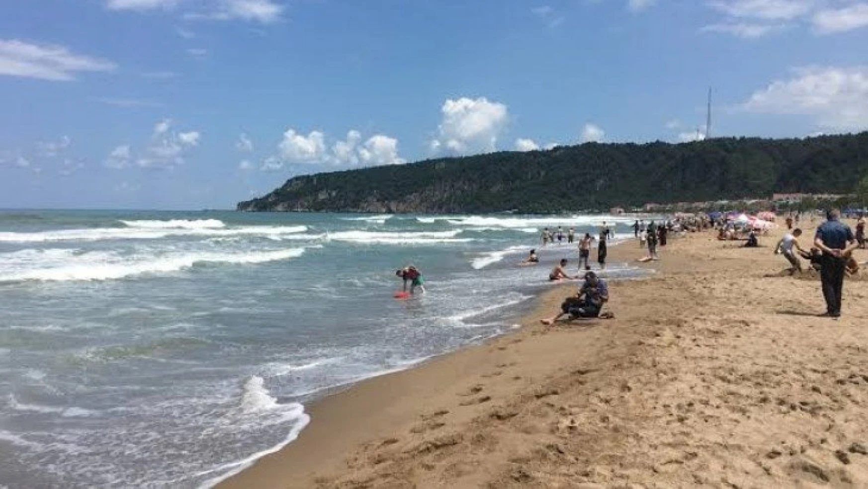 Sel felaketinin yaşandığı Bartın'da 3 plajda denize girmek yasaklandı