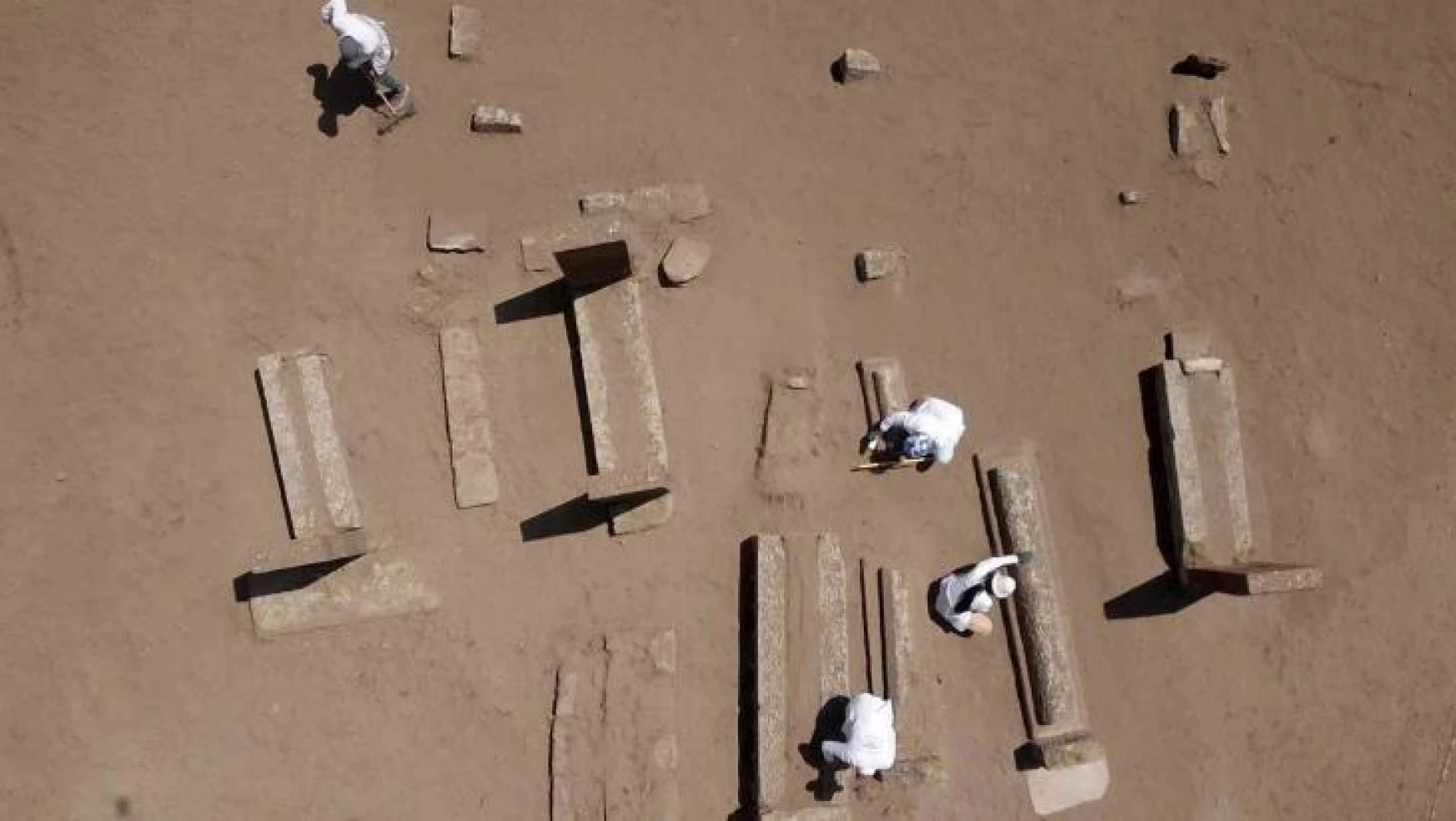 Selçuklu Meydan Mezarlığı'ndaki kazılarda 41 yeni mezar gün yüzüne çıkarıldı