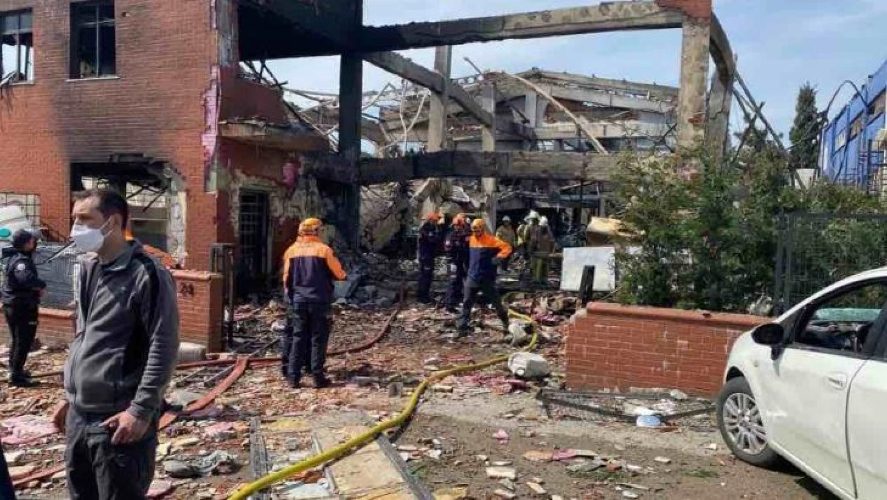 Tuzla'da 3 kişinin öldüğü patlamaya ilişkin soruşturma