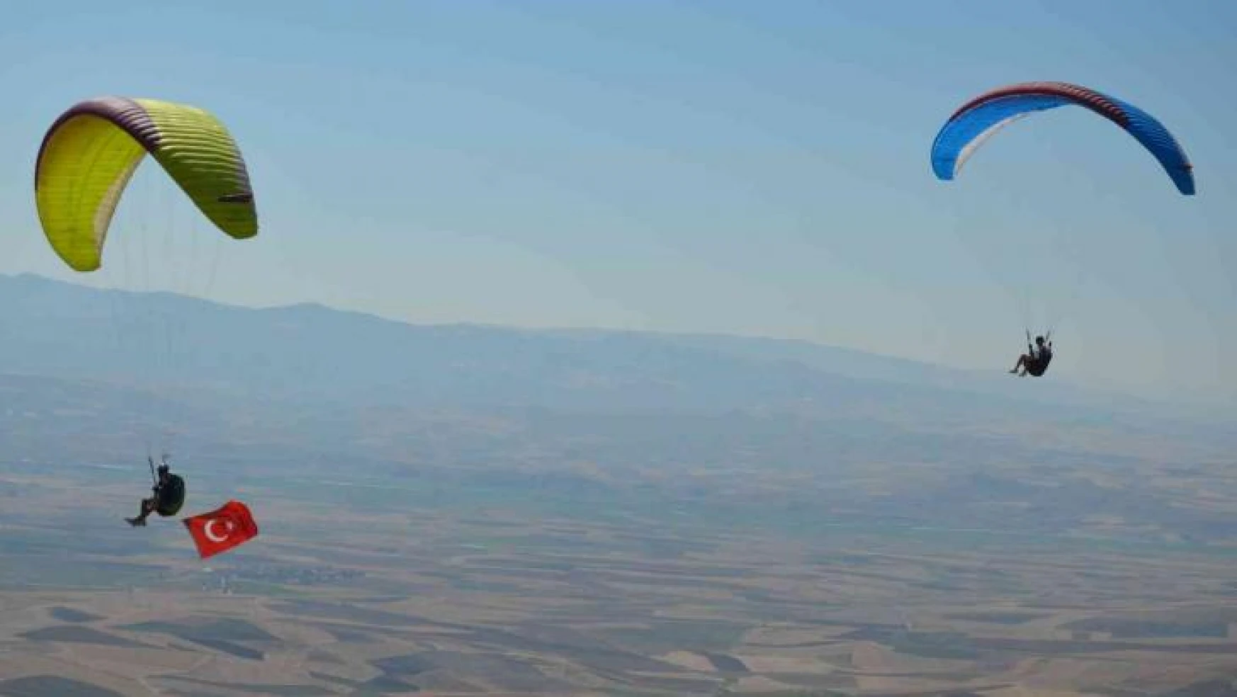 Yamaç paraşütçülerinin yeni gözdesi: Asma Tepesi