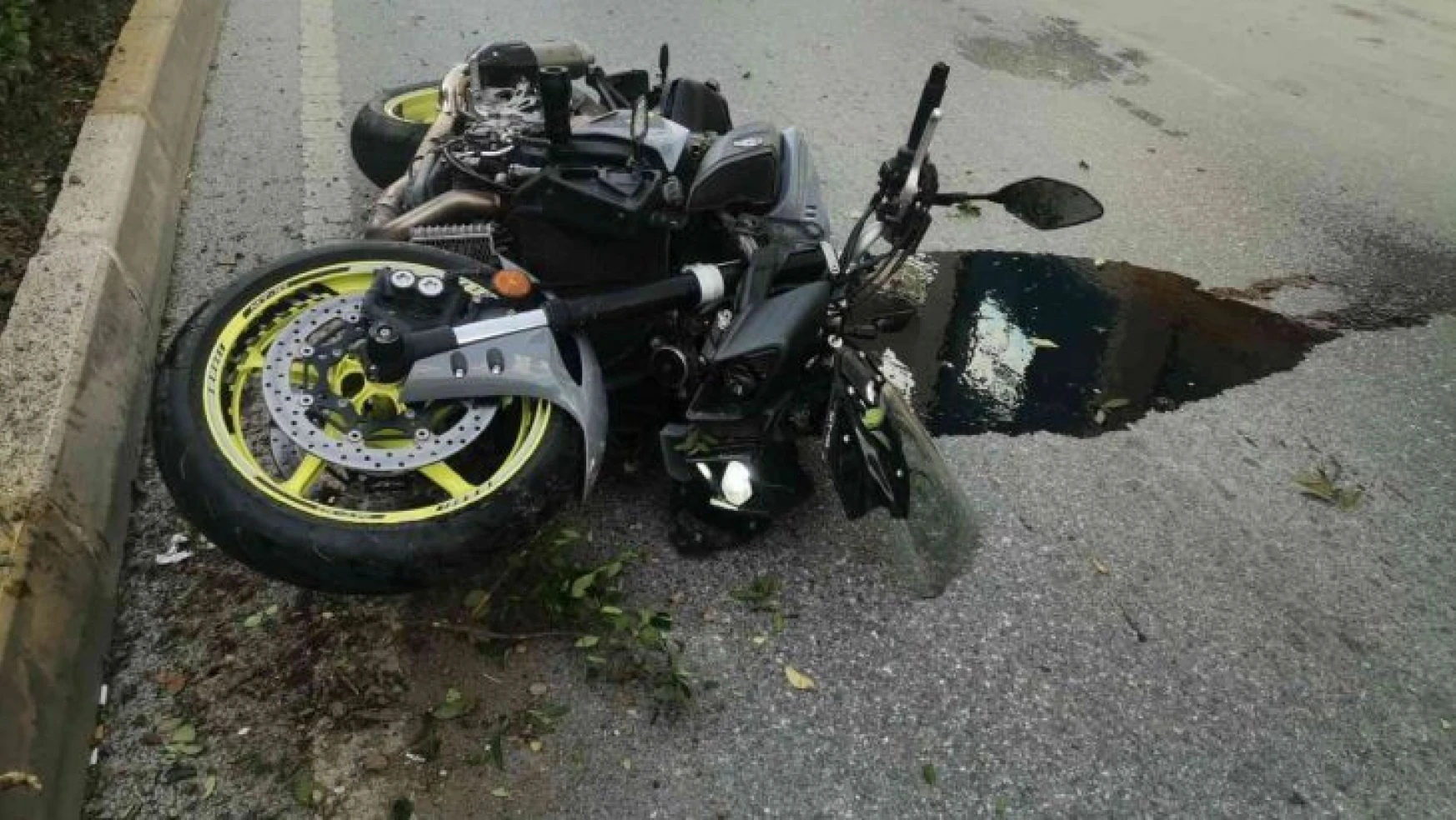 Yaya geçidinde motosikletin çarptığı kadın hastanede hayatını kaybetti
