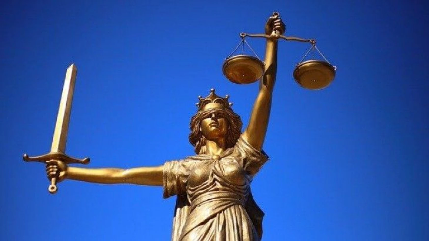 Yeni baro için kamu avukatlarına baskı mı yapılıyor?
