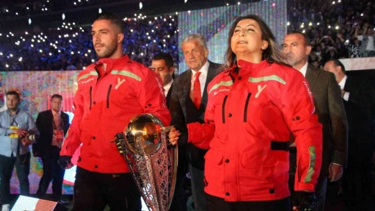 Trabzonspor şampiyonluk kupasını aldı