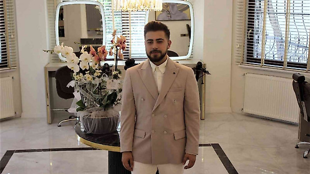 17 yaşında patron, 22 yaşında şirket sahibi oldu