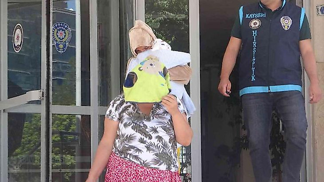2 milyon değerinde ziynet eşyası çalan 2 kadın yakalandı
