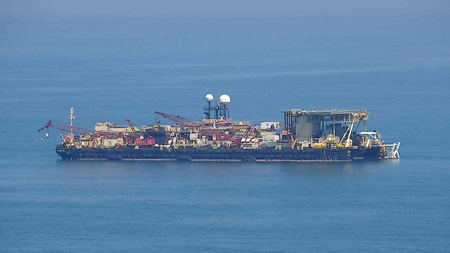 325 metrelik dev 'Castorone' gemi Zonguldak'a ulaştı