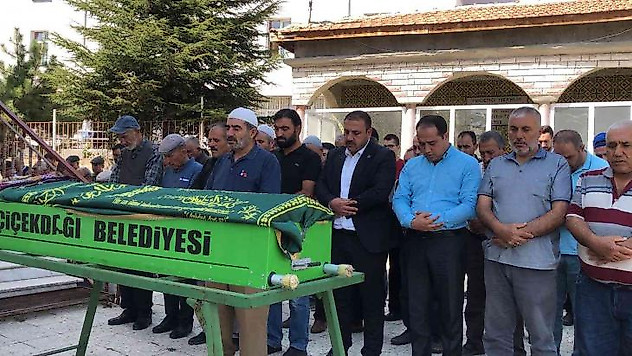 4 ay önce evlendiği kocası tarafından öldürüldü