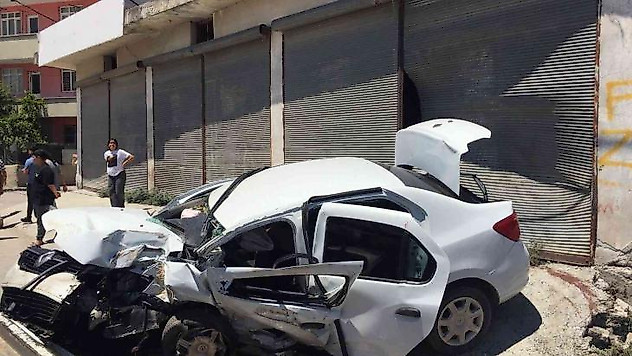 Adana'da trafik kazası: 1 ölü, 1 yaralı