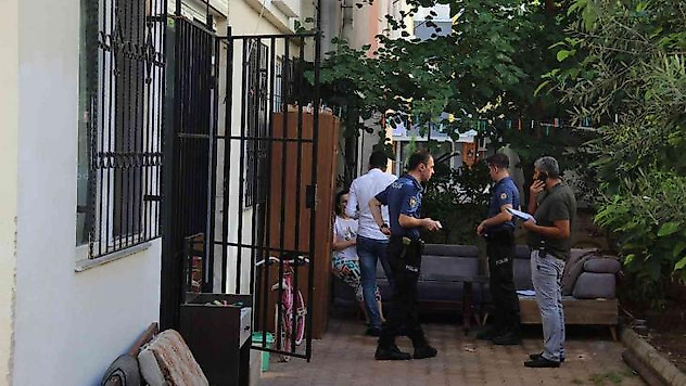 Antalya'da iki arkadaşın telefon numarası tartışmasında silah konuştu: 1 yaralı