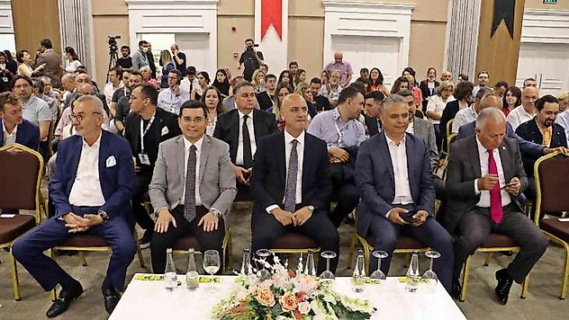 Antalya OSB'de Ar-Ge ve İnovasyon Proje Pazarı açıldı