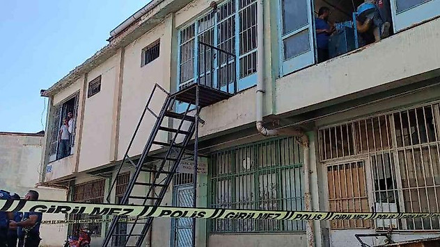 Ayakkabı atölyesinde patlama: 1 ölü, 1 yaralı