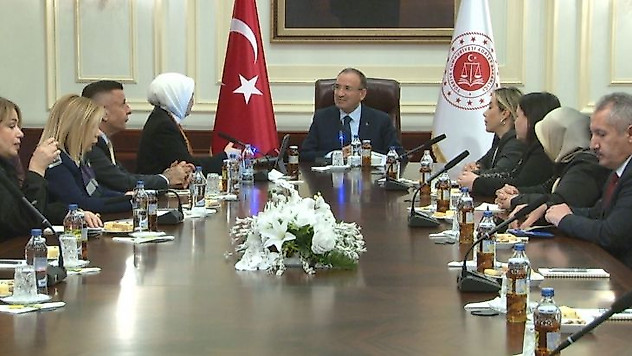 Bozdağ, TBMM Kadına Yönelik Şiddetin Araştırılması Komisyonu üyelerini kabul etti