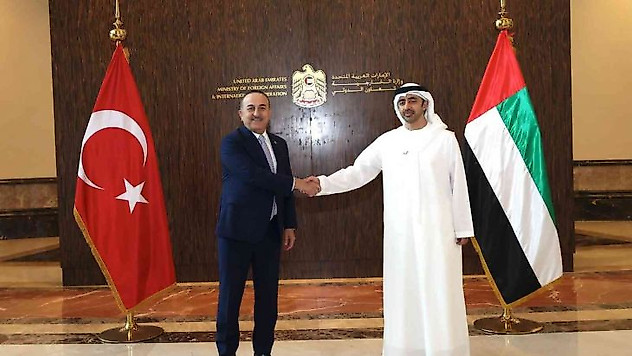 Bakan Çavuşoğlu, BAE Dışişleri Bakanı Al Nahyan ile görüştü