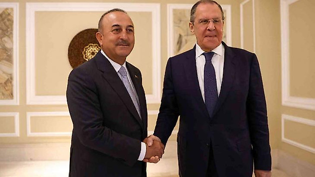 Bakan Çavuşoğlu, Rusya Dışişleri Bakanı Lavrov ile görüştü