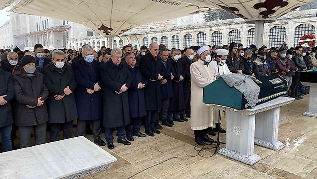 Bakan Kasapoğlu'nun amcası İbrahim Kasapoğlu son yolculuğuna uğurlandı
