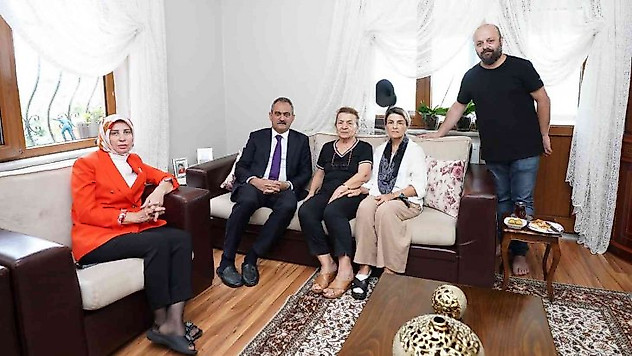 Bakan Özer: 'Artık gıda ve tarım, hayvancılık enerji kadar kritik bir sektör olmaya başladı'