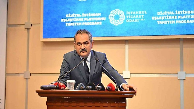 Bakan Özer, Dijital İstihdam Eşleştirme Platformu tanıtım programına katıldı