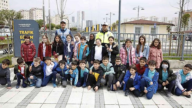 Başakşehirli çocuklar trafik kurallarını eğlenerek öğreniyor