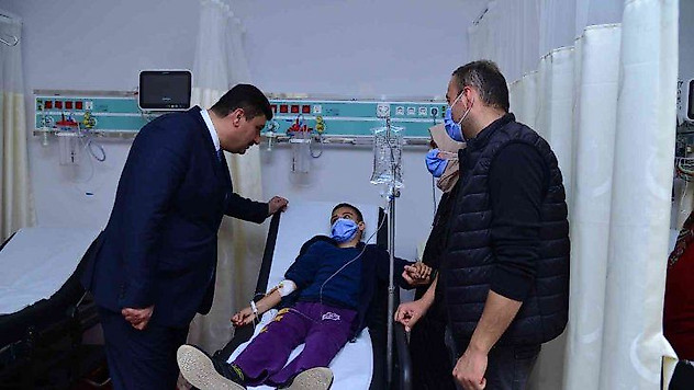 Başkan Oğuz'dan bayramda hasta vatandaşlara moral ziyareti