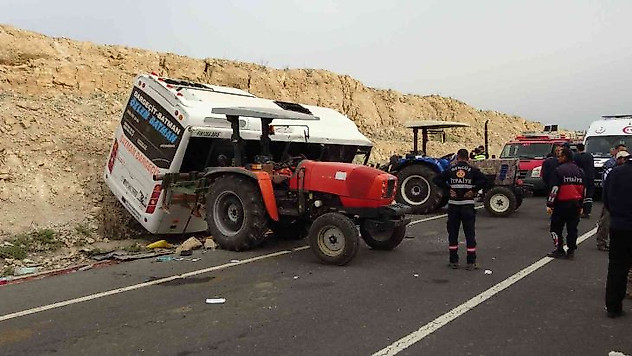 Batman'da trafik kazası: 3 ölü, 4 yaralı