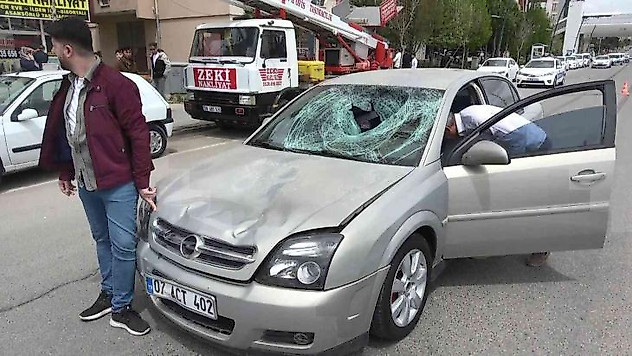 Bayramın ilk gününde kahreden kaza, otomobilin çarptığı çocuk hayatını kaybetti