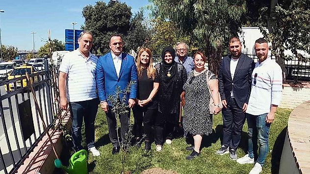 Beyoğlu'nda 5 bin bebek için 5 bin fidan dikildi