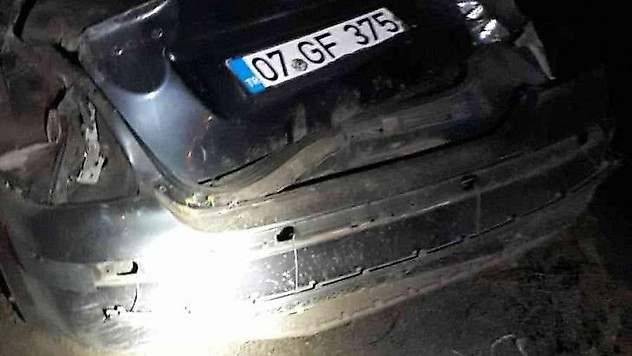 Bingöl'de otomobil ineğe çarptı: 7 yaralı