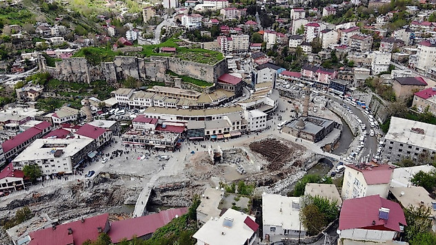Bitlis'in tarihi yapıları tek tek gün yüzüne çıkarılıyor