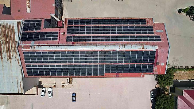 Bu okulun 24 bin 300 liralık elektrik faturası 410 liraya düştü