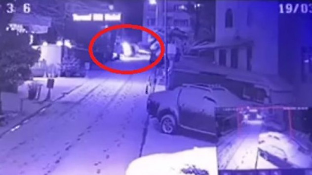 Bursa'da karda takla atan cip saniye saniye kameralarda
