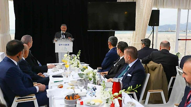 Çevre, Şehircilik ve İklim Değişikliği Bakanı Kurum: 'Türkiye geçen yıl yüzde 11 büyüme ile rekor kırdı'