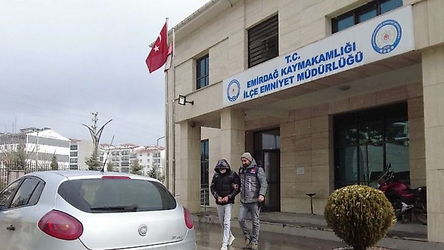 Cezaevinden izinli çıkan şahıs uyuşturucu satmaya çalışırken yakalandı