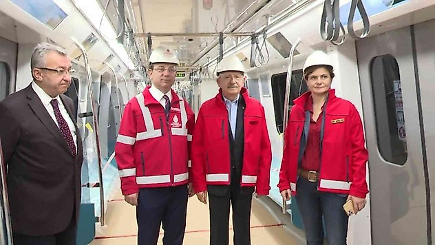 CHP Genel Başkanı Kılıçdaroğlu ile İBB Başkanı İmamoğlu Dudullu-Bostancı metrosunda test sürüşü gerçekleştirdi
