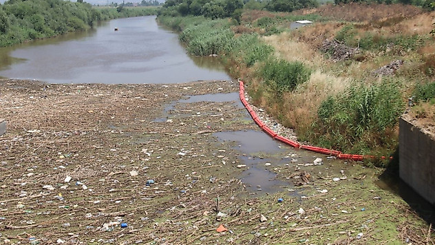 Çöplük değil Büyük Menderes Nehri