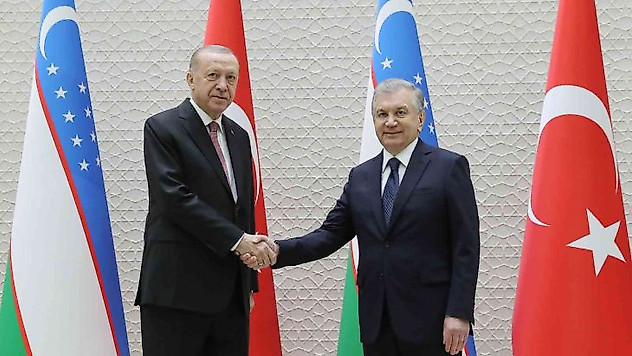 Cumhurbaşkanı Erdoğan, Özbekistan Cumhurbaşkanı Mirziyoyev ile görüştü