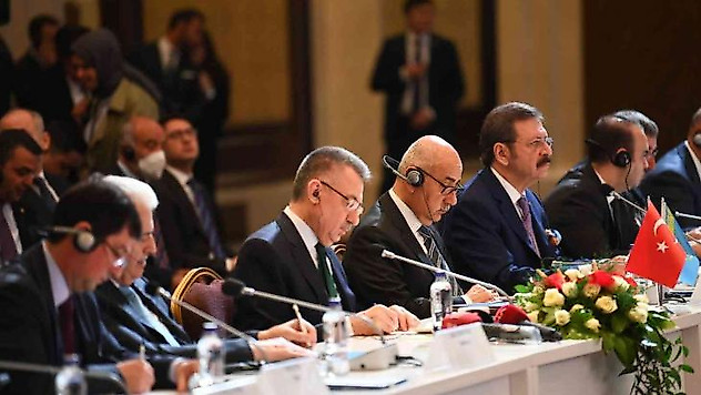 Cumhurbaşkanı Yardımcısı Oktay'dan Kazakistanlı iş insanlarına yatırım çağrısı