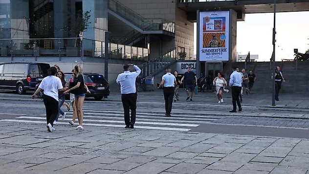 Danimarka'da AVM'de silah saldırı