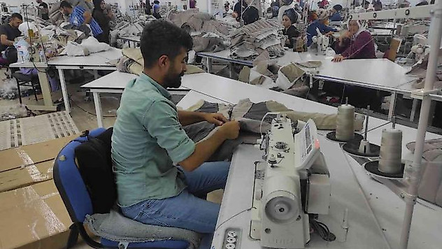 Devlet desteğiyle kurulan tekstil fabrikasında 400 kişiye iş imkanı sağlandı