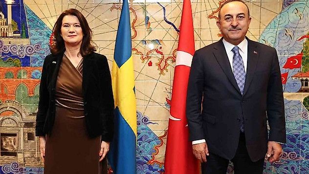 Dışişleri Bakanı Çavuşoğlu, İsveç Dışişleri Bakanı Linde ile bir araya geldi