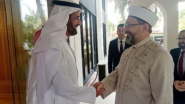 Diyanet İşleri Başkanı Erbaş, Suudi Arabistan Hac ve Umre Bakanı Rabia ile görüştü