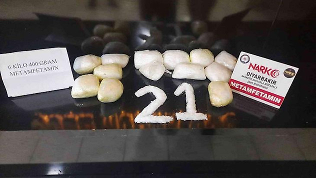 Diyarbakır'da 132 uyuşturucu operasyonunda 11 kişi tutuklandı