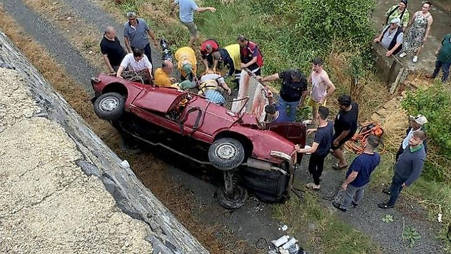 Edirne'de otomobil uçuruma yuvarlandı: 2 ölü, 2 yaralı