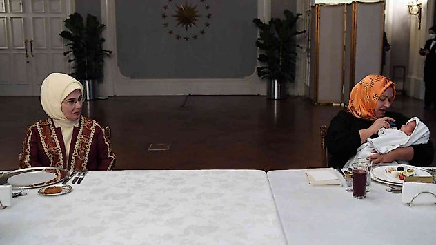 Emine Erdoğan, kadın girişimcilerle iftarda buluştu