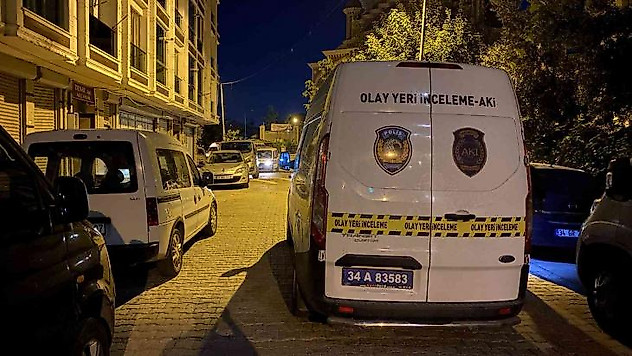 Esenyurt'ta silahlar konuştu 2 genç kurşun yağmuruna tutuldu
