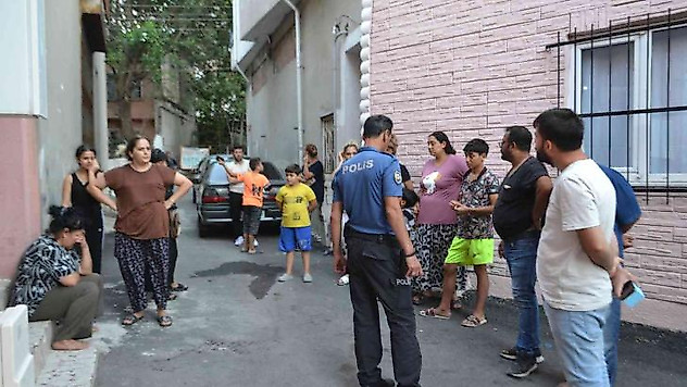 Evinin önünde damadı vurulan kadın, komşularına tepki gösterdi: 'Yazıklar olsun, komşuluk kalmamış'