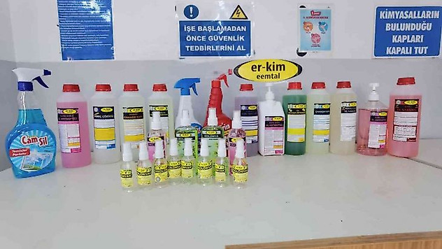 Fabrika gibi okul, 25 çeşit ürünle 3.3 milyon lira ciro elde ettiler