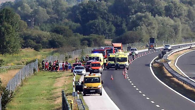 Hırvatistan'da yolcu otobüsü devrildi: 12 ölü, 31 yaralı