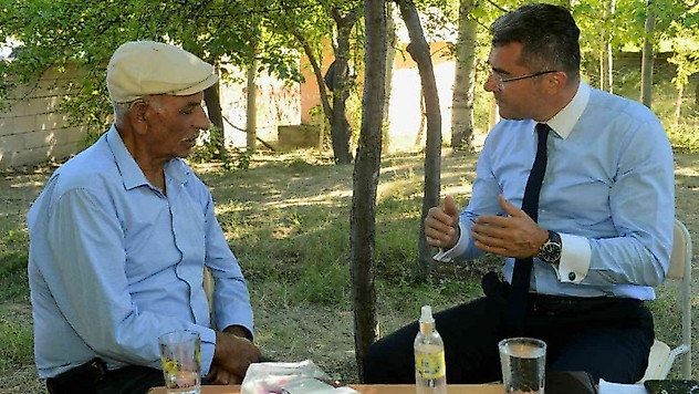 İçişleri Bakanı Soylu şehit Taşkın'ın ailesi ile telefonda görüştü